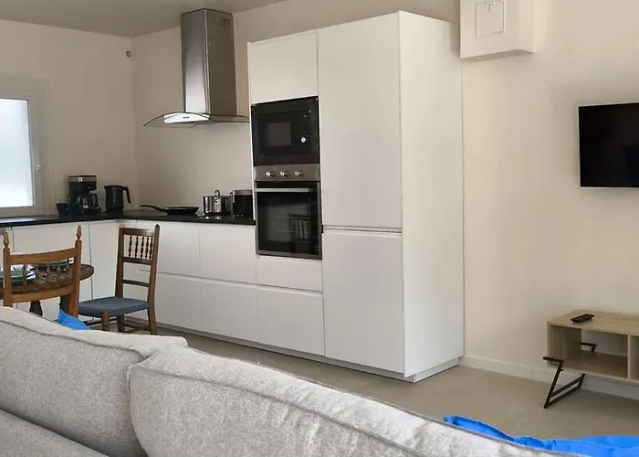 La Cabanne, 4 Pers, Centre, 50m Plage, Clim 로양