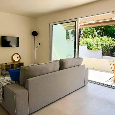 La Cabanne, 4 Pers, Centre, 50m Plage, Clim Holiday home Royan