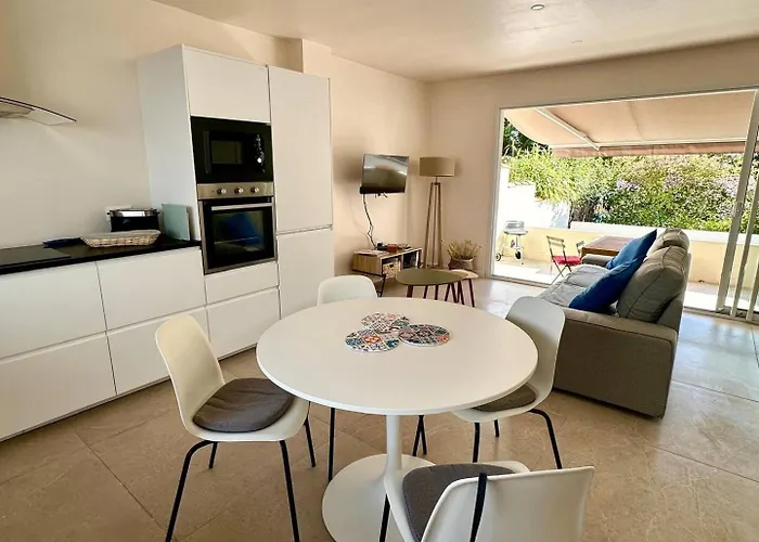 La Cabanne, 4 Pers, Centre, 50m Plage, Clim Casa de Férias